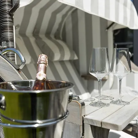 Casa vacanze Reetdachhaus Strandperle *